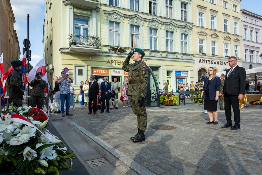 Obchody 86. rocznicy wybuchu II wojny światowej w Bydgoszczy, fot. Tomasz Czachorowski/eventphoto.com.pl dla UMWKP