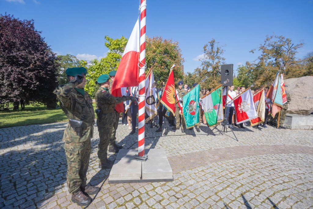 Obchody 86. rocznicy wybuchu II wojny światowej w Toruniu, fot. Mikołaj Kuras dla UMWKP