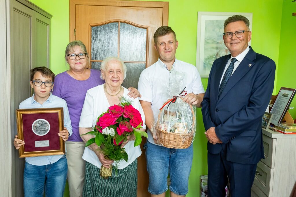 Wręczenie medalu Unitas Durat Stefanii Wolańczyk, fot. Tomasz Czachorowski/eventphoto.com.pl