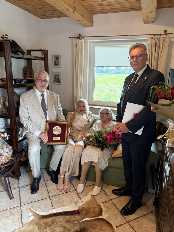 Wręczenie medalu Unitas Durat Stefanii Kamińskiej, fot. UMWKP