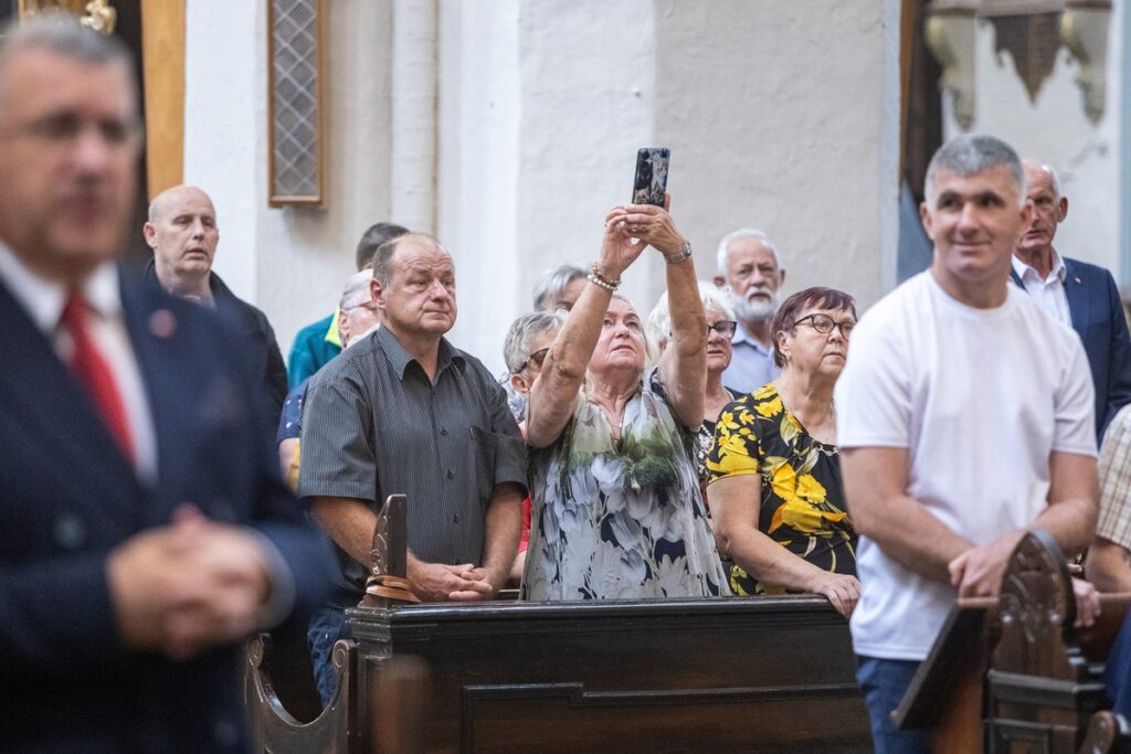 Jubileuszowe spotkanie samorządowców i parlamentarzystów, fot. Szymon Zdziebło/tarantoga.pl dla UMWKP