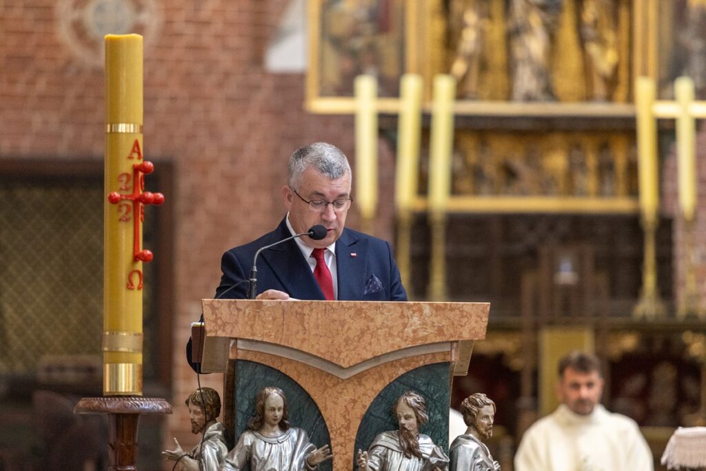 Jubileuszowe spotkanie samorządowców i parlamentarzystów, fot. Szymon Zdziebło/tarantoga.pl dla UMWKP