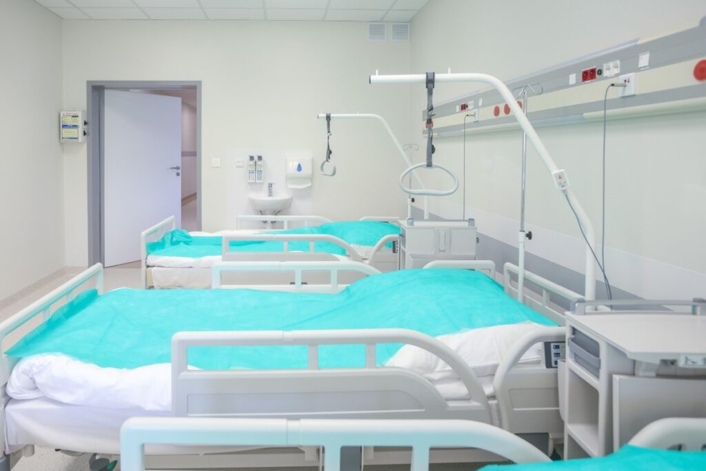 Internal medicine ward in Aleksandrów Kujawski after modernisation, photo: Szymon Zdziebło/tarantoga for UMWKP