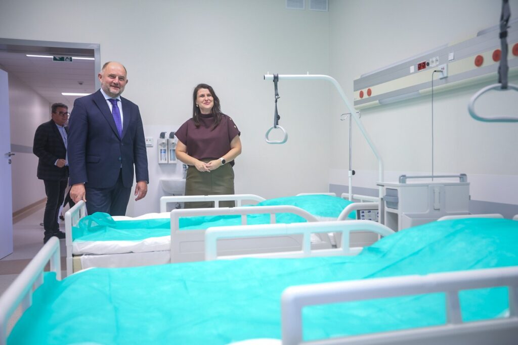 Uroczystość zakończenia inwestycji w szpitalu w Aleksandrowie Kujawskim, fot. Szymon Zdziebło/tarantoga dla UMWKP Ceremony marking the completion of the investment in the hospital in Aleksandrów Kujawski, photo: Szymon Zdziebło/tarantoga for UMWKP