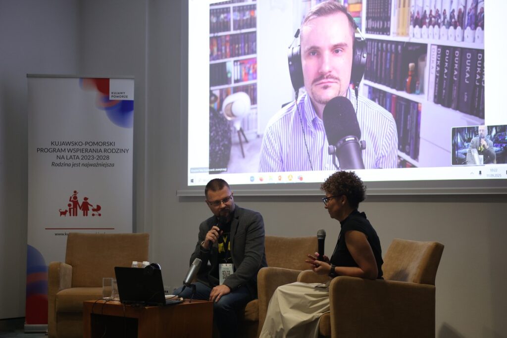 Dzieci w cyfrowym świecie, konferencja w Toruniu, fot. Mikołaj Kuras dla UMWKP