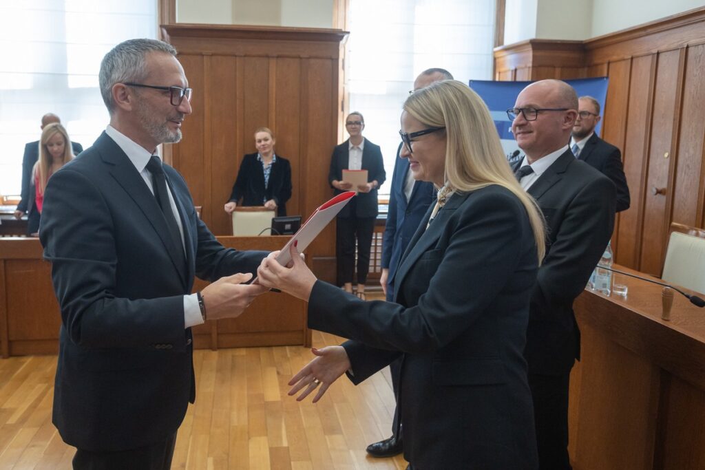 The award ceremony of EFKP and NRP contracts, photo by Mikołaj Kuras for UMWKP