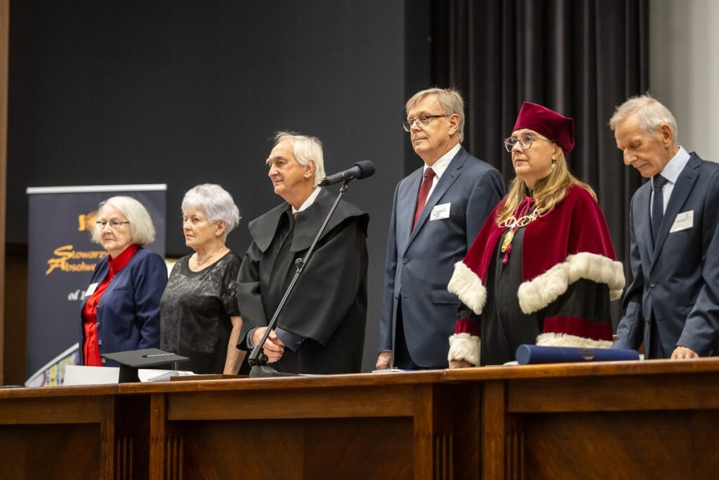 XXVIII Zjazd Absolwentów UMK Jesienne Powroty 2025, fot. Szymon Zdziebło/tarantoga.pl dla UMWKP