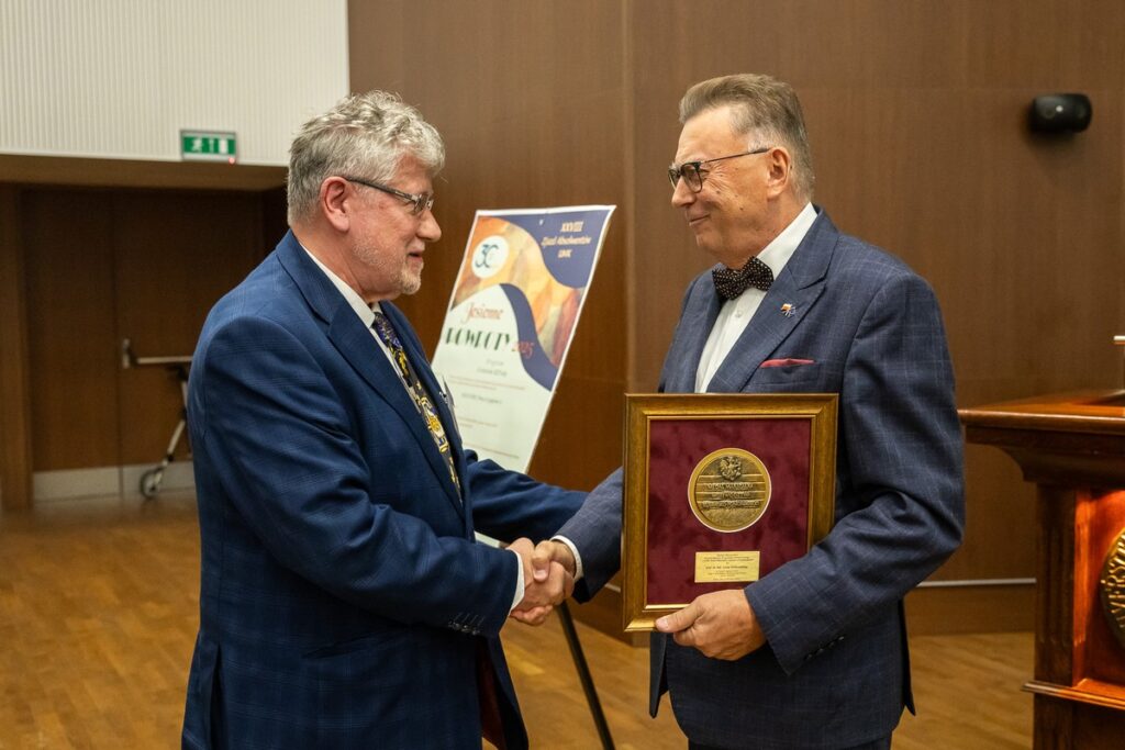 XXVIII Zjazd Absolwentów UMK Jesienne Powroty 2025, fot. Szymon Zdziebło/tarantoga.pl dla UMWKP