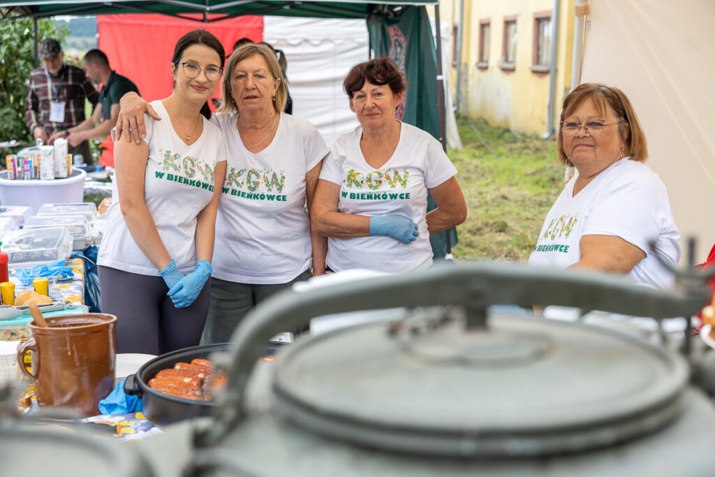 2nd Festival of the Traditional Polish Countryside in Borówno, photo by Szymon Zdziebło, tarantoga.pl for UMWKP
