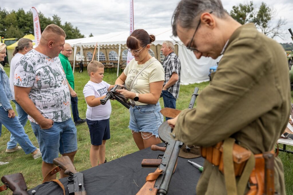 2nd Festival of the Traditional Polish Countryside in Borówno, photo by Szymon Zdziebło, tarantoga.pl for UMWKP