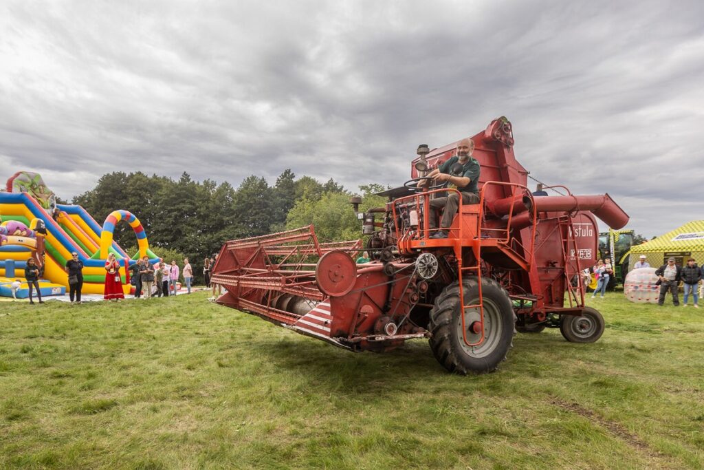 2nd Festival of the Traditional Polish Countryside in Borówno, photo by Szymon Zdziebło, tarantoga.pl for UMWKP
