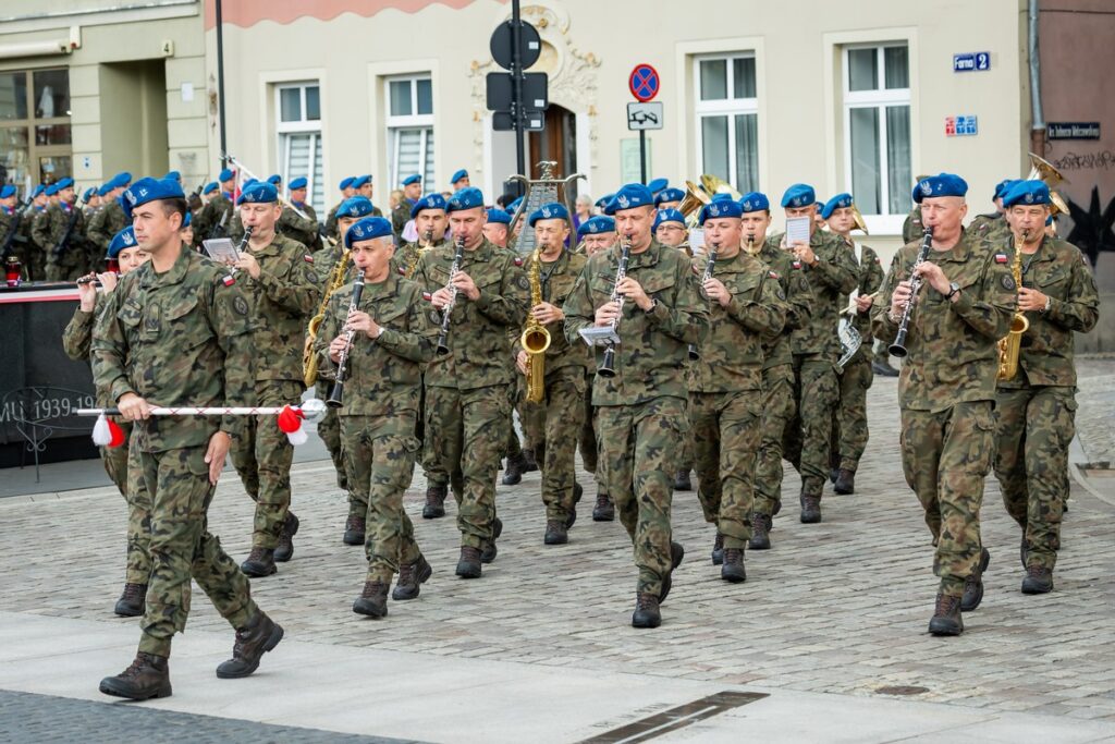 Obchody 86. rocznicy napaści sowieckiej Rosji na Polskę oraz Dnia Sybiraka w Bydgoszczy, fot. Tomasz Czachorowski/eventphoto.com.pl dla UMWKP