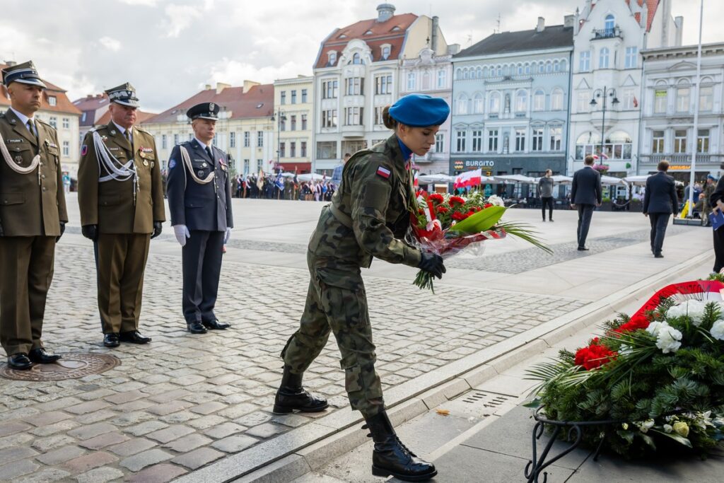 Obchody 86. rocznicy napaści sowieckiej Rosji na Polskę oraz Dnia Sybiraka w Bydgoszczy, fot. Tomasz Czachorowski/eventphoto.com.pl dla UMWKP