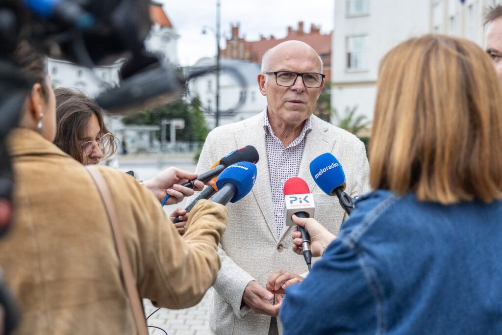 Uroczystość uruchomienia zegara odliczającego czas do HMŚ Kujawy Pomorze 26, fot. Szymon Zdziebło/tarantoga.pl dla UMWKP