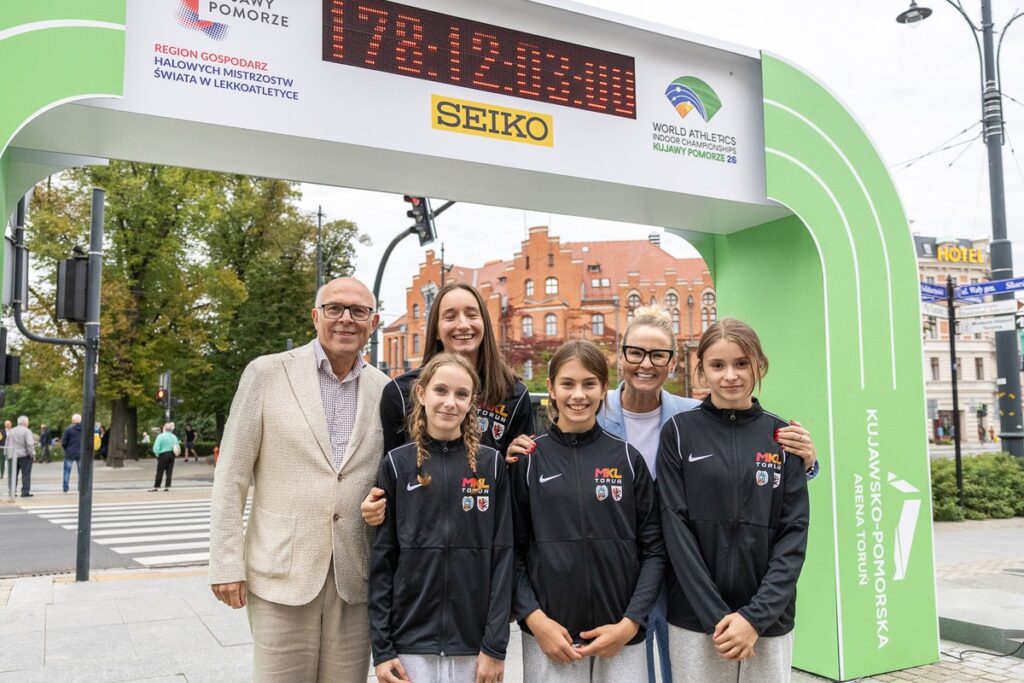 Uroczystość uruchomienia zegara odliczającego czas do HMŚ Kujawy Pomorze 26, fot. Szymon Zdziebło/tarantoga.pl dla UMWKP