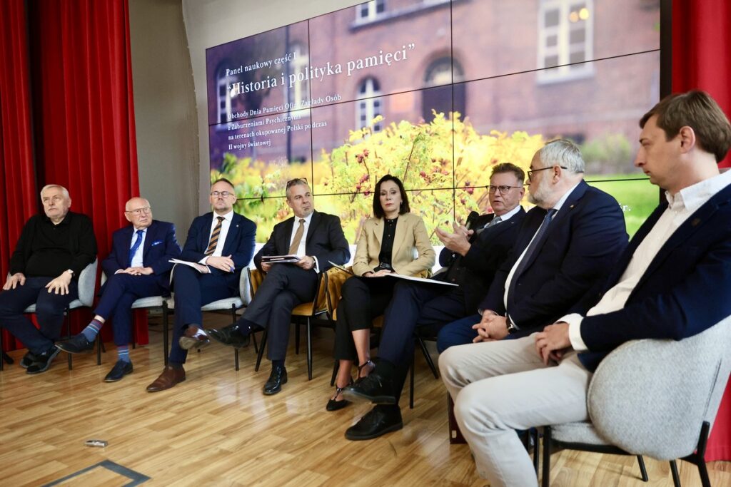 Dzień Pamięci Ofiar Zagłady Osób z Zaburzeniami Psychicznymi, fot. Andrzej Goiński/UMWKP