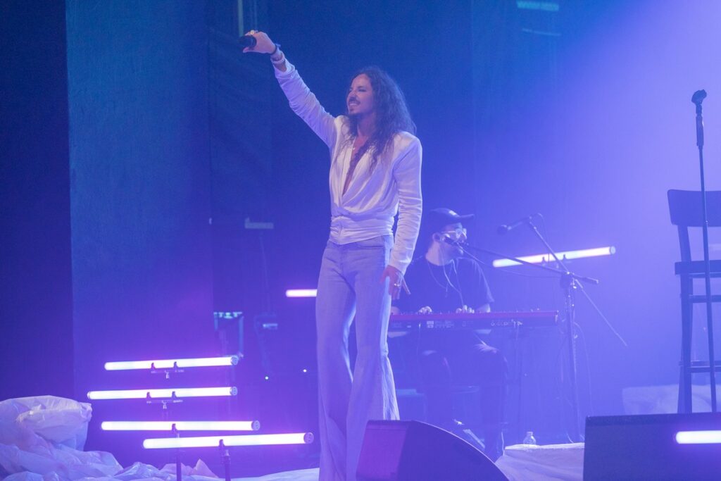 Koncert „Michał Szpak symfonicznie” w Inowrocławiu, fot. Mikołaj Kuras dla UMWKP