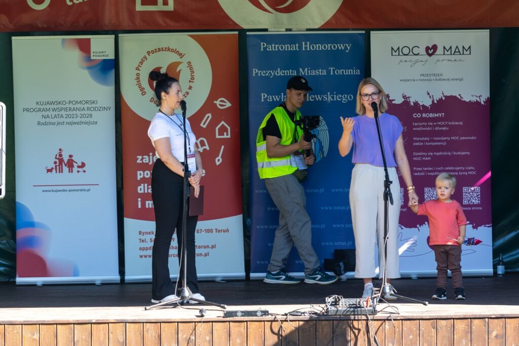 „Marsz mocy mam” w Toruniu, fot. Mikołaj Kuras dla UMWKP