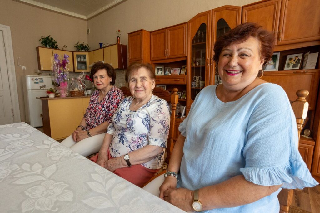 Wręczenie medalu Unitas Durat Jadwidze Ruszkiewicz, fot. Mikołaj Kuras dla UMWKP