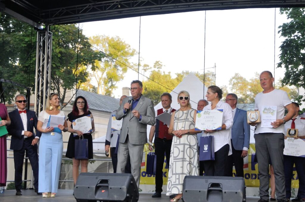 I Ogólnopolski Festiwal Orkiestr Dętych i Mażoretek w Pałacu Lubostroń, fot. Włodzimierz Świtalski