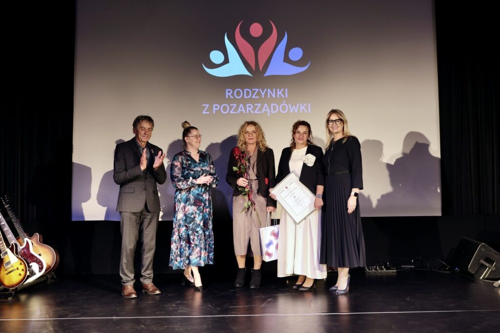 Gala wręczenia nagród w konkursie „Rodzynki z pozarządówki”, fot. Andrzej Goiński/UMWKP