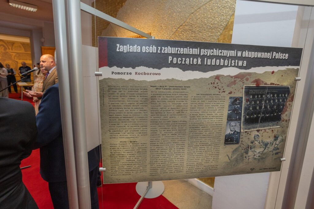 Wernisaż wystawy „Zagłada chorych psychicznie podczas II wojny światowej w okupowanej Polsce. Początek ludobójstwa”, fot. Mikołaj Kuras dla UMWKP
