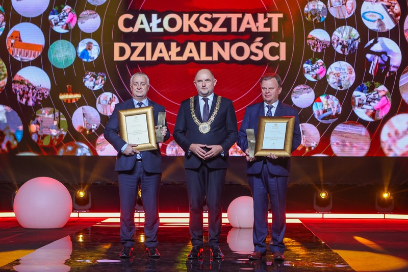 Laureaci Nagród Marszałka w kategorii „Całokształt działalności”, fot. Mikołaj Kuras dla UMWKP
