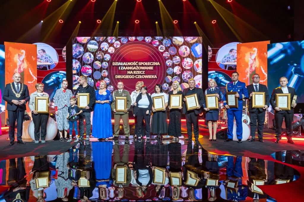 XXV Gala Nagród Marszałka, fot. Szymon Zdziebło/tarantoga.pl dla UMWKP