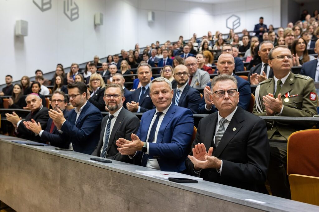 Inauguracja roku akademickiego na Politechnice Bydgoskiej, fot. Tomasz Czachorowski/eventphoto.com.pl dla UMWKP