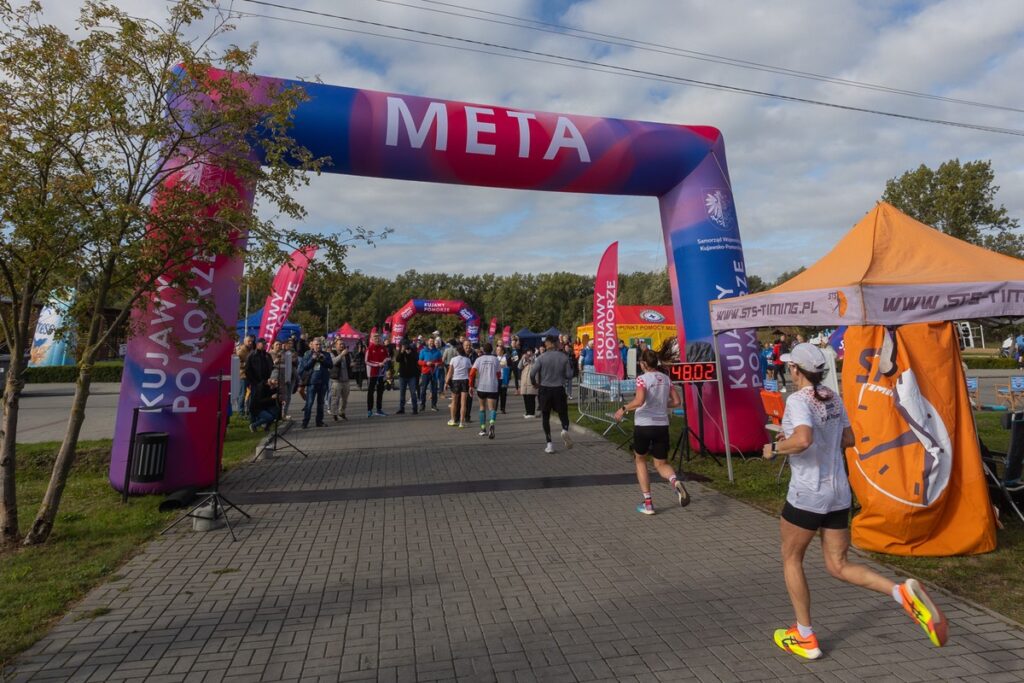 III Nadgoplański Bieg Dwóch Jezior, fot. Mikołaj Kuras dla UMWKP