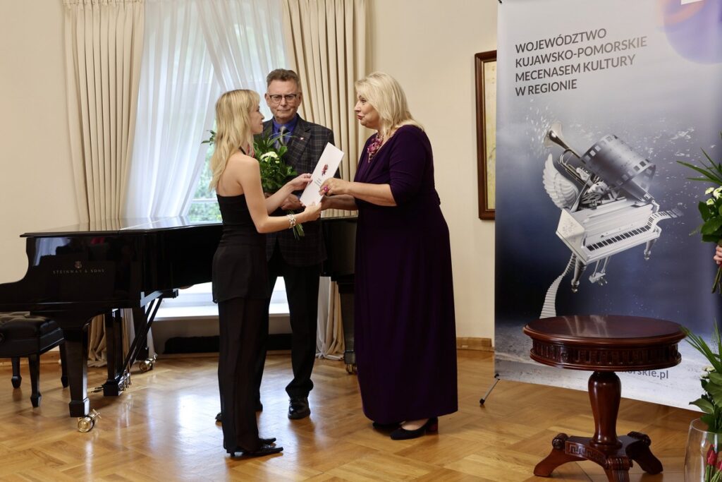 Wręczenie nagród z okazji dnia muzyki, fot. Andrzej Goiński/UMWKP