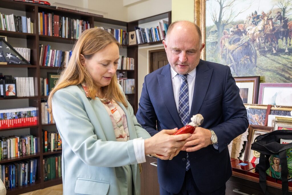 Meeting with Minister Katarzyna Pełczyńska-Nałęcz, photo by Szymon Zdziebło/Tarantoga for UMWKP