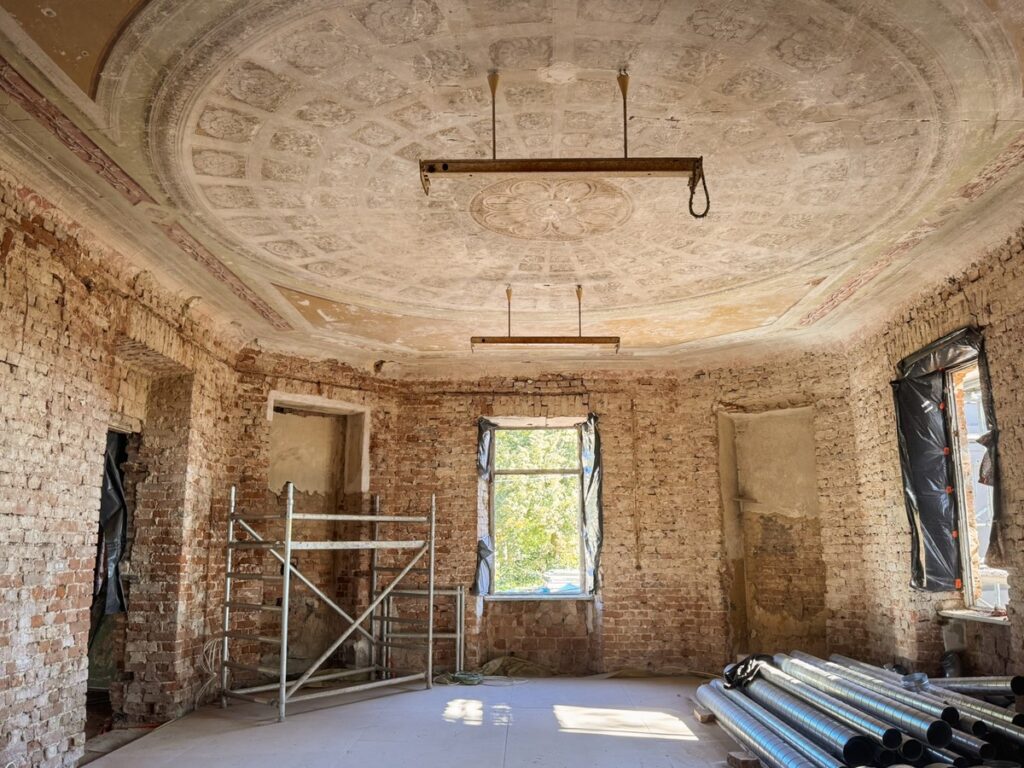 Rewitalizacja zespołu pałacowego w Nawrze, fot. Kujawsko-Pomorskie Centrum Dziedzictwa