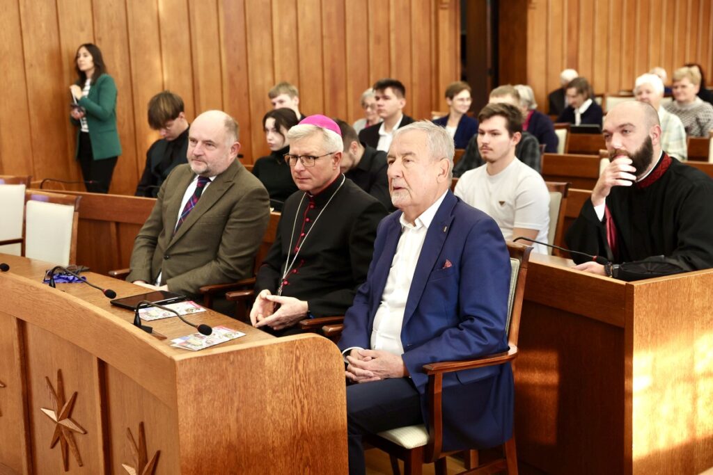 Lata święte w Kościele – konferencja naukowa w Urzędzie Marszałkowskim, fot. Andrzej Goiński/UMWKP Holy Years in the Church – Scientific Conference at the Marshal’s Office, photo by Andrzej Goiński / UMWKP