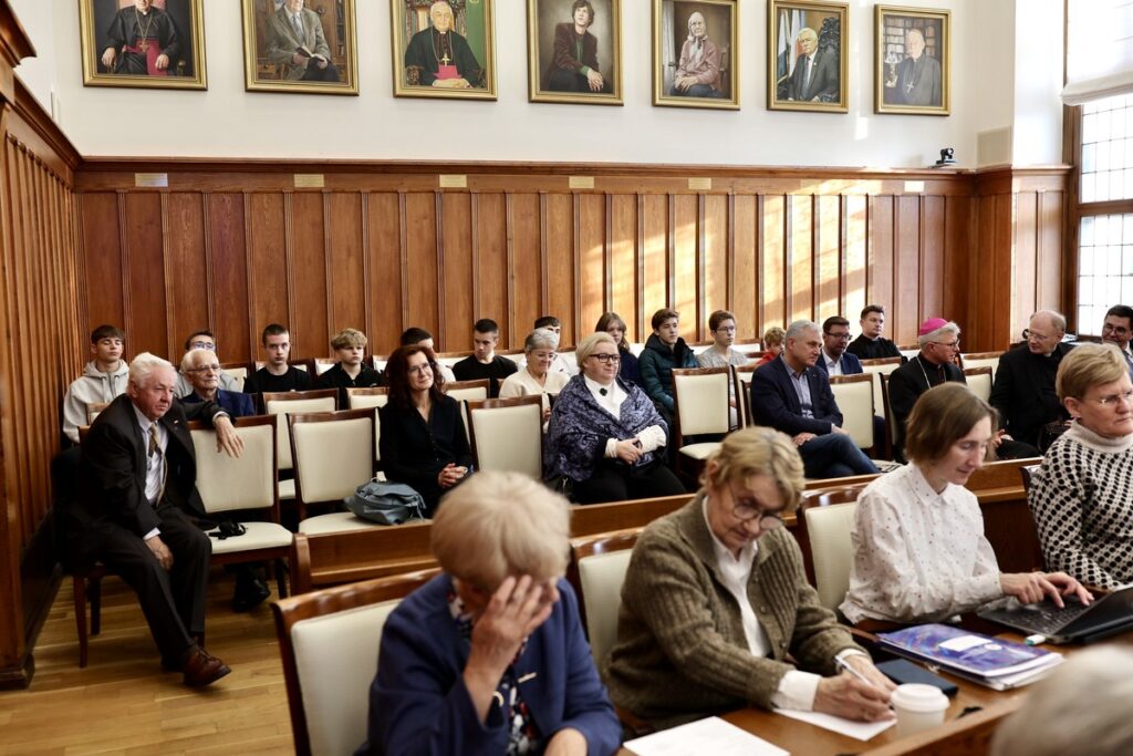 Lata święte w Kościele – konferencja naukowa w Urzędzie Marszałkowskim, fot. Andrzej Goiński/UMWKP Holy Years in the Church – Scientific Conference at the Marshal’s Office, photo by Andrzej Goiński / UMWKP