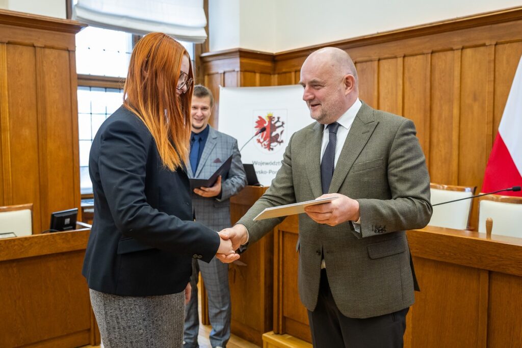Podsumowanie V. edycji Kuźni liderów regionu, fot. Szymon Zdziebło/tarantoga.pl dla UMWKP