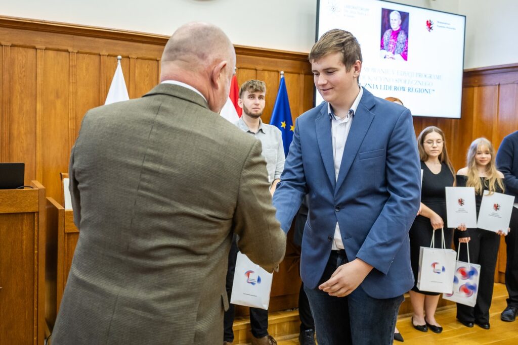 Podsumowanie V. edycji Kuźni liderów regionu, fot. Szymon Zdziebło/tarantoga.pl dla UMWKP