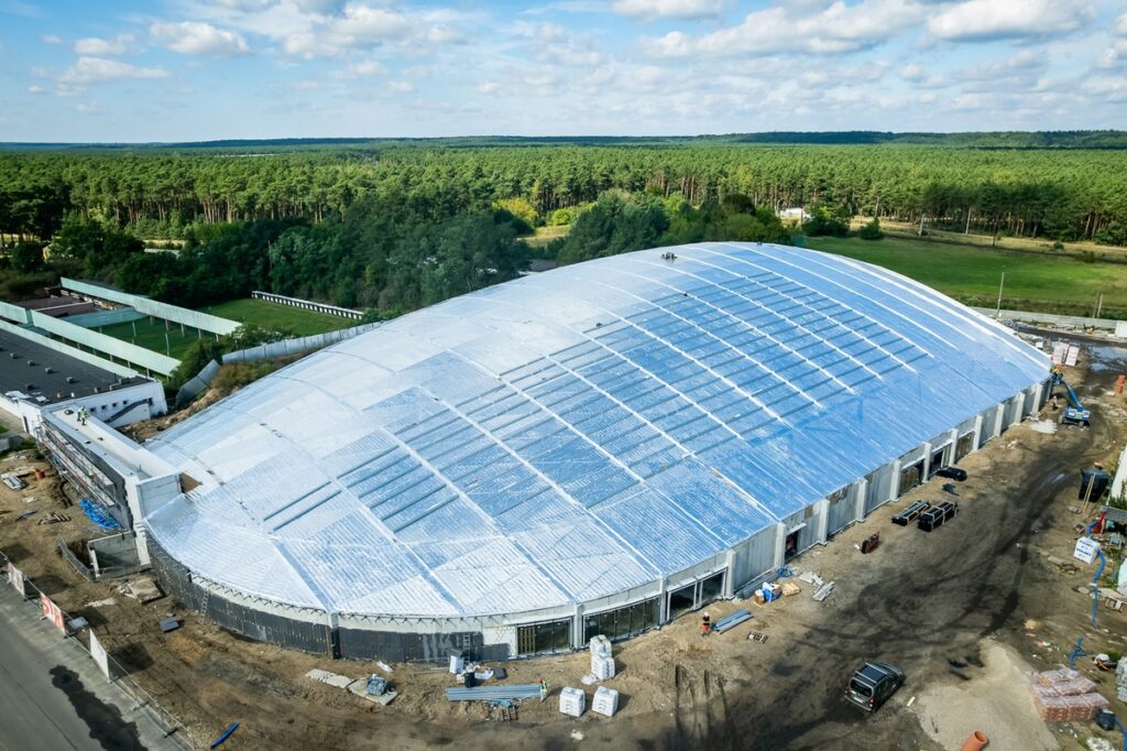 Construction of a sports hall in Bydgoszcz, photo by Tomasz Czachorowski/eventphoto.com.pl for UMWKP