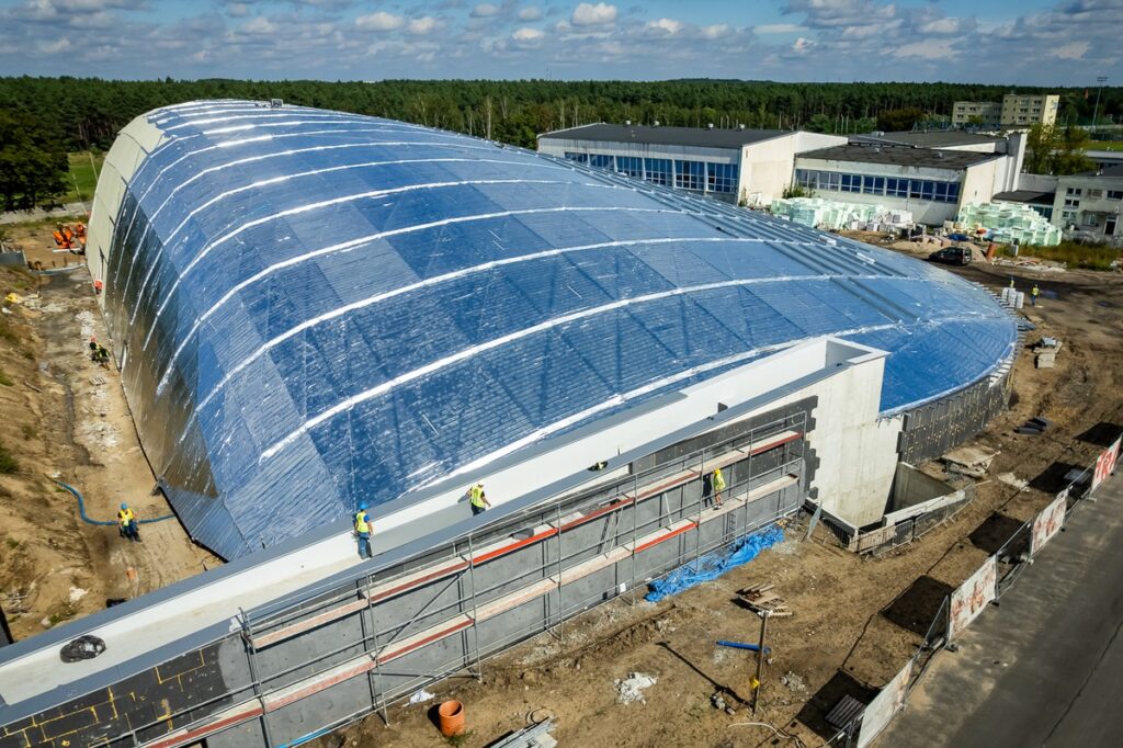 Construction of a sports hall in Bydgoszcz, photo by Tomasz Czachorowski/eventphoto.com.pl for UMWKP