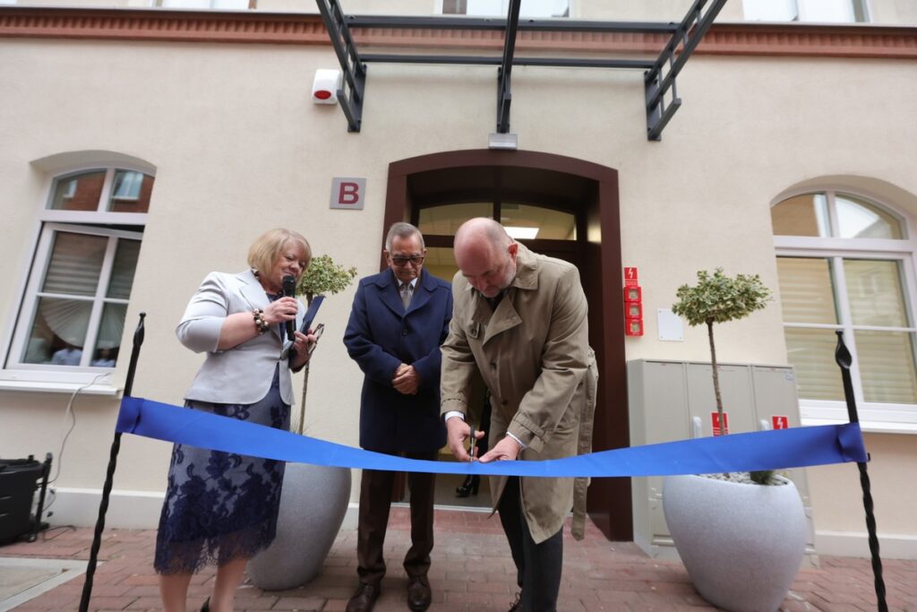Opening ceremony of newly modernized pavilion of Regional Hospital for Infectious Diseases and Observation in Bydgoszcz, photo: Tomasz Czachorowski/eventphoto for UMWKP