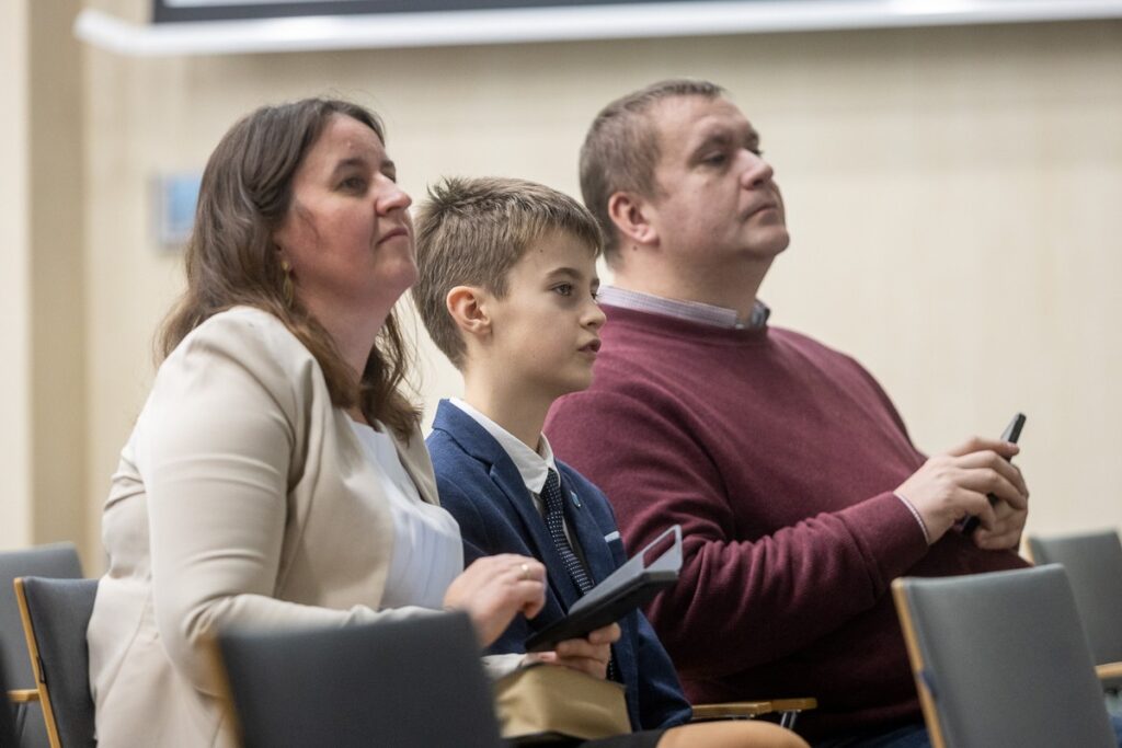 Award ceremony of the art competition “Mental Health – Express It Artistically”, photo by Szymon Zdziebło / tarantoga.pl for UWMKP