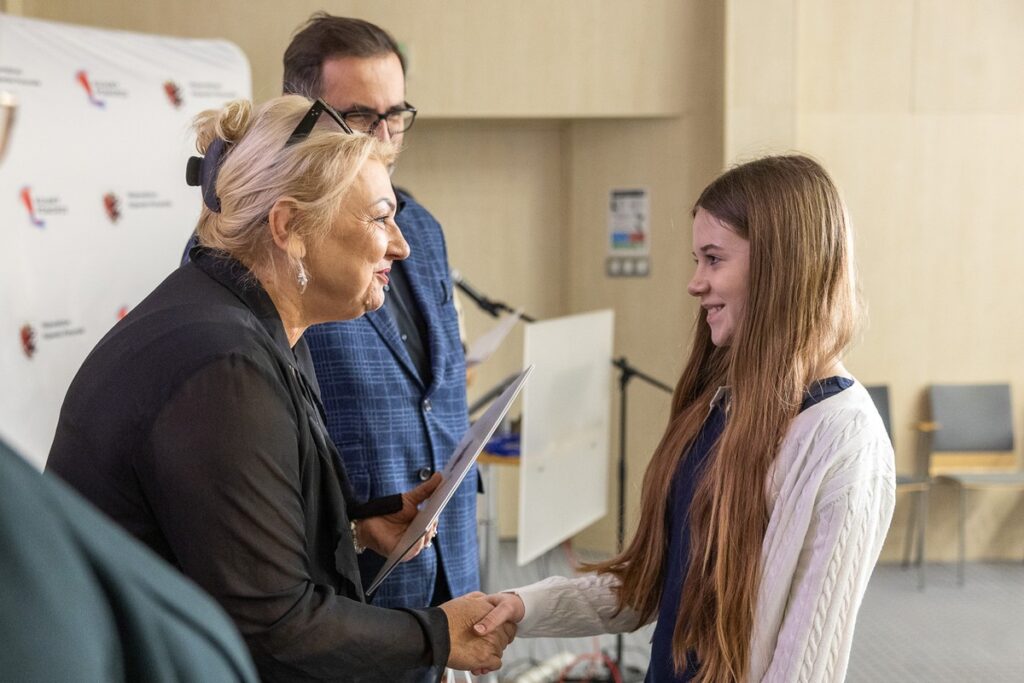 Award ceremony of the art competition “Mental Health – Express It Artistically”, photo by Szymon Zdziebło / tarantoga.pl for UWMKP