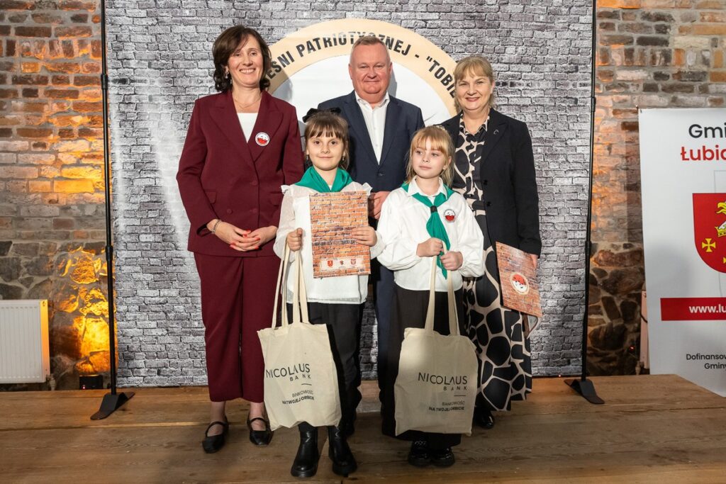 The 20th Jubilee Edition of the Regional Festival of Patriotic Songs “Tobie Polsko”, photo by Szymon Zdziebło / tarantoga.pl for UMWKP