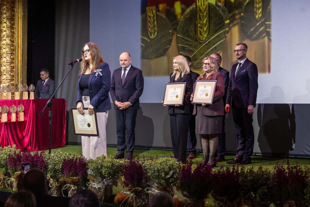 Gala wręczenia nagród w konkursie Agricola-Syn Ziemi, fot. Szymon Zdziebło/ tarantoga.pl dla UMWKP