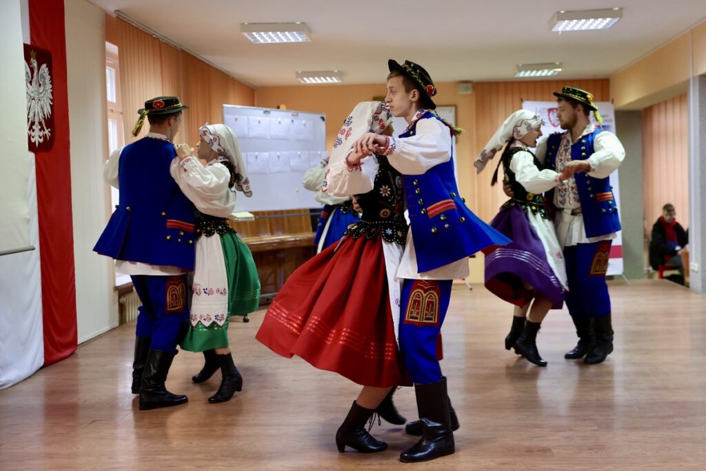 Spotkanie członka zarządu województwa Dariusza Kurzawy z uczniami Zespołu Szkół Centrum Kształcenia Rolniczego im. Powstańców Wielkopolskich w Bielicach (powiat mogileński), fot. Andrzej Goiński/UMWKP