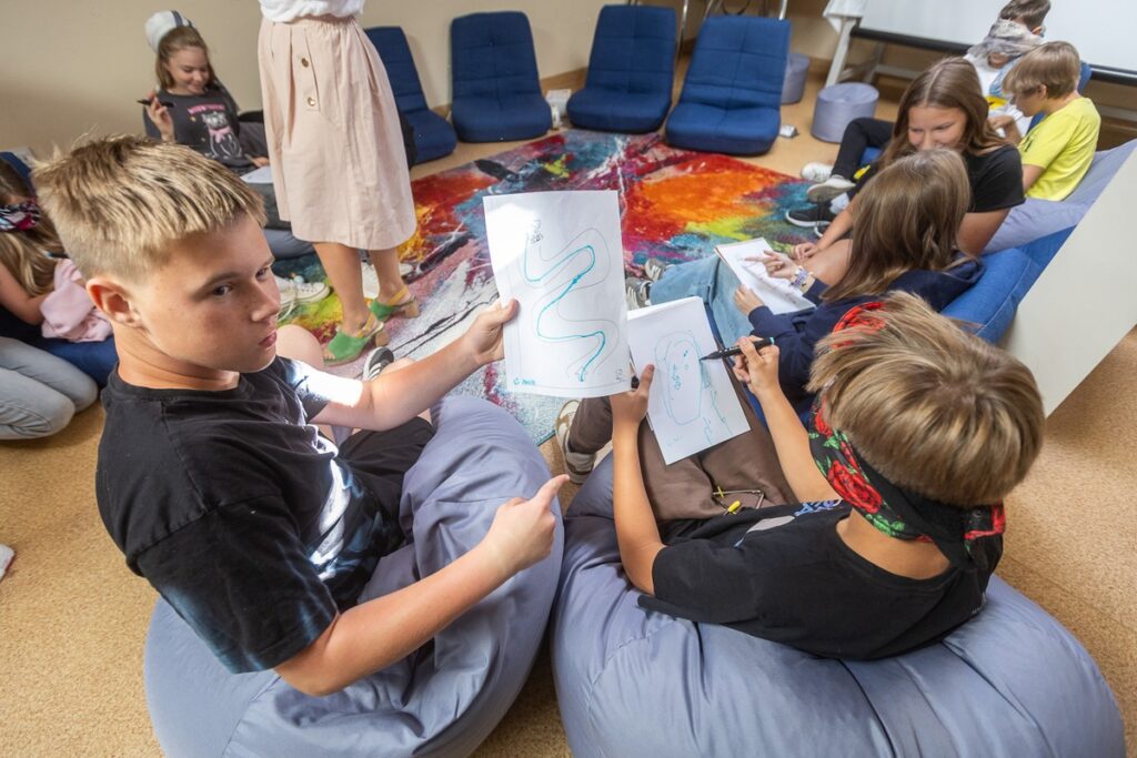 Klub młodzieżowy w Chełmży, fot. Szymon Zdziebło/tarantoga.pl dla UMWKP