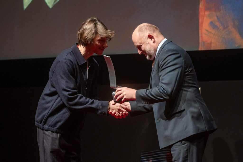 Nagroda Filmowa Marszałka Województwa dla Eryka Kulma, fot. Szymon Zdziebło/tarantoga.pl dla UMWKP