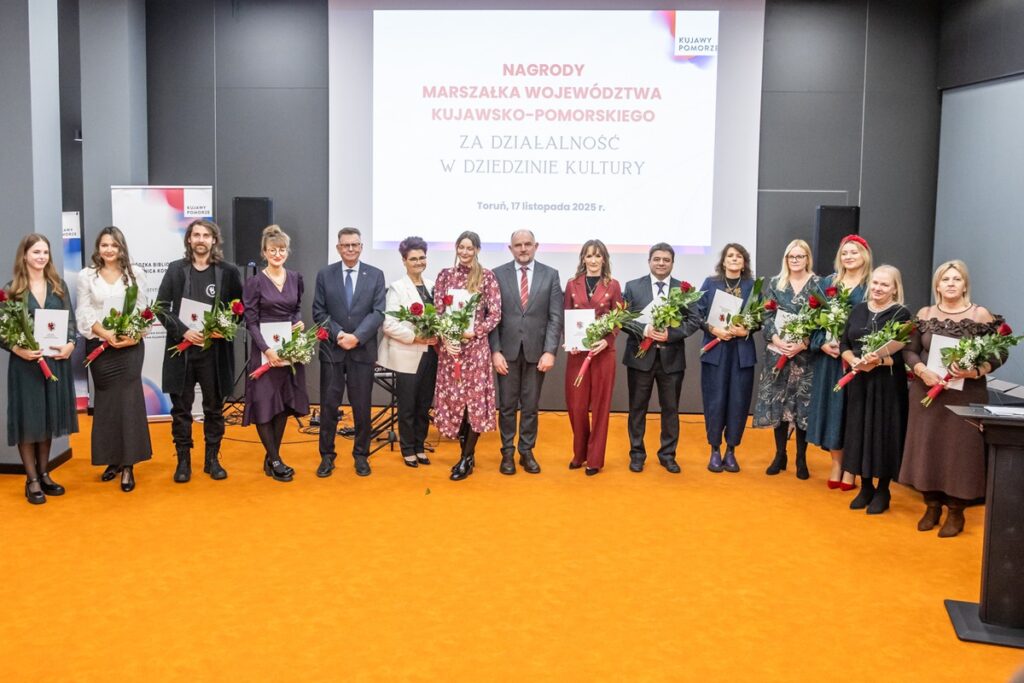 Wręczenie nagród marszałka za osiągnięcia w dziedzinie kultury, fot. Andrzej Goiński/UMWKP