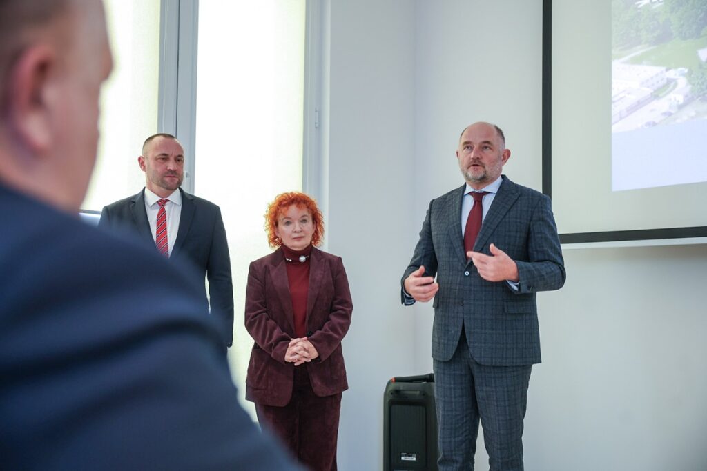 Otwarcie po modernizacji kompleksu sanatoryjnego „Markiewicz” w Ciechocinku, fot. Szymon Zdziebło/tarantoga.pl dla UMWKP