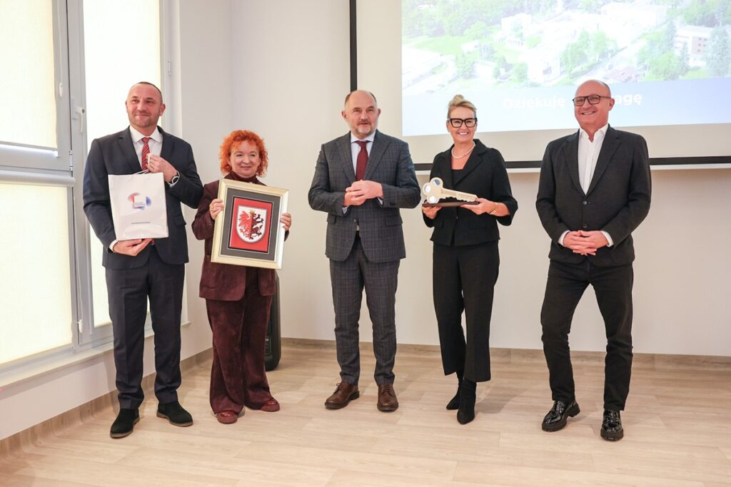 Otwarcie po modernizacji kompleksu sanatoryjnego „Markiewicz” w Ciechocinku, fot. Szymon Zdziebło/tarantoga.pl dla UMWKP